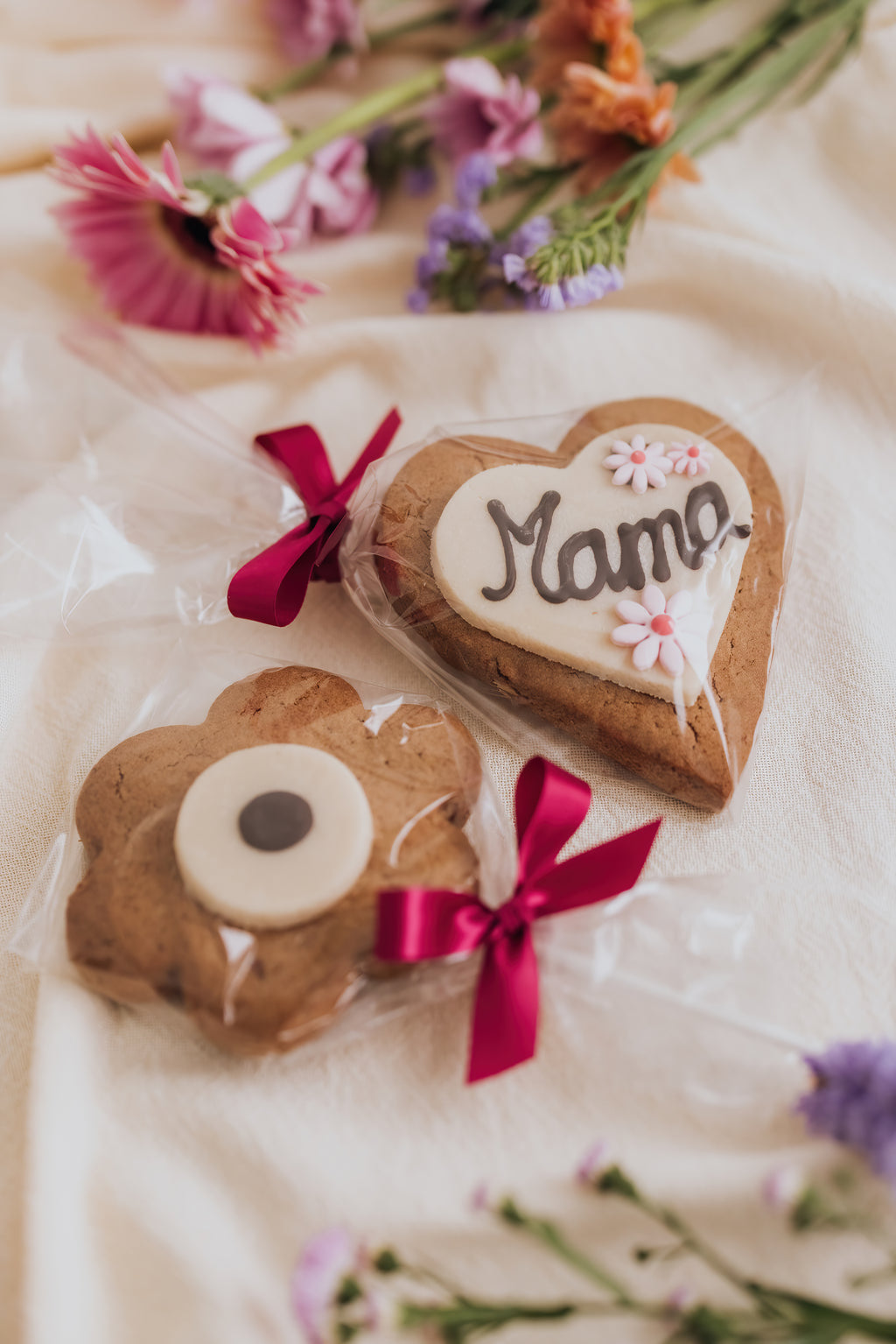 Speculaas flower on a stick