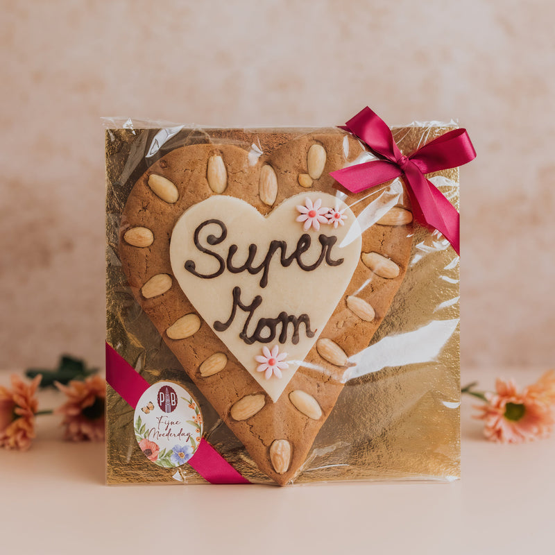Speculazen hart met marsepein