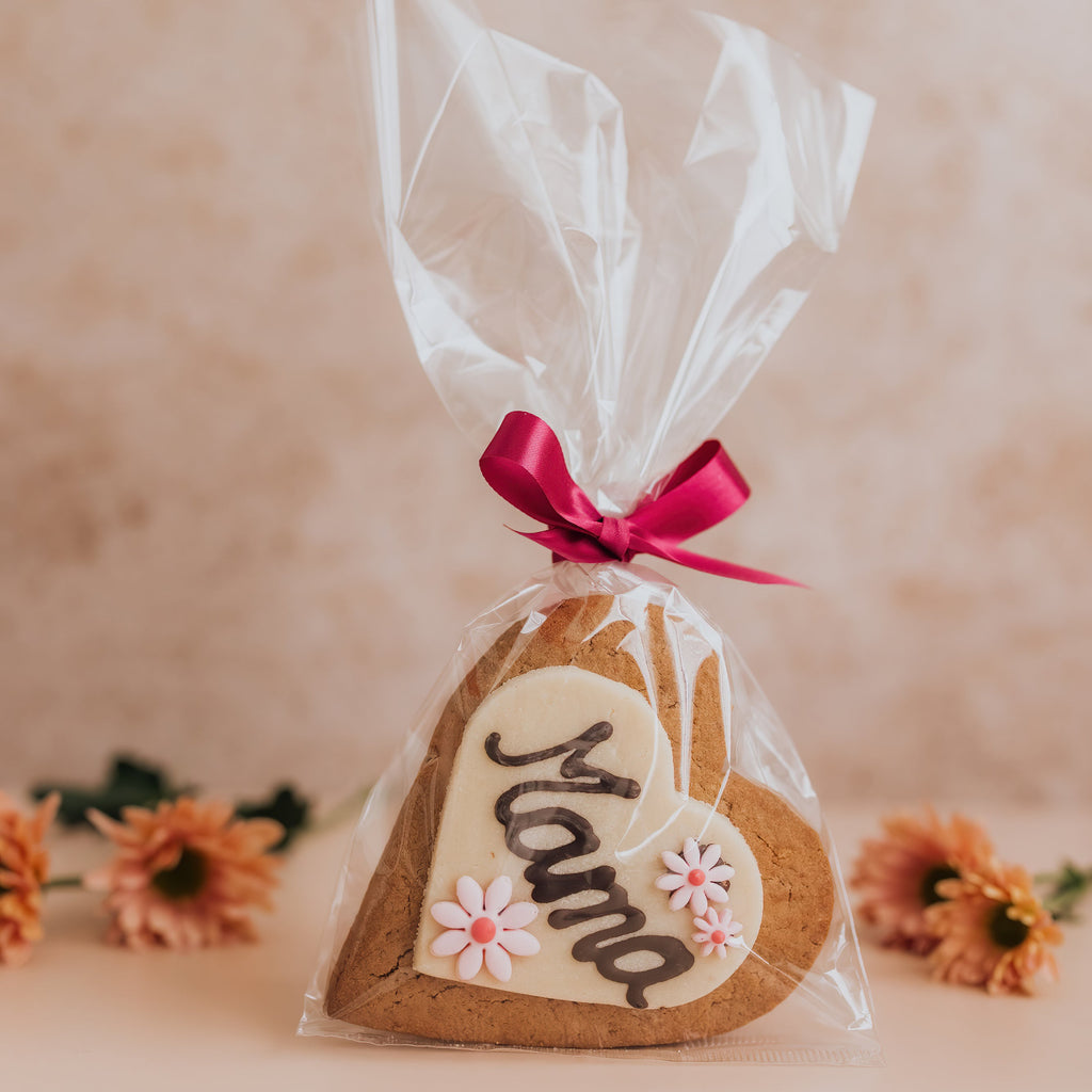 Speculazen hart met marsepein