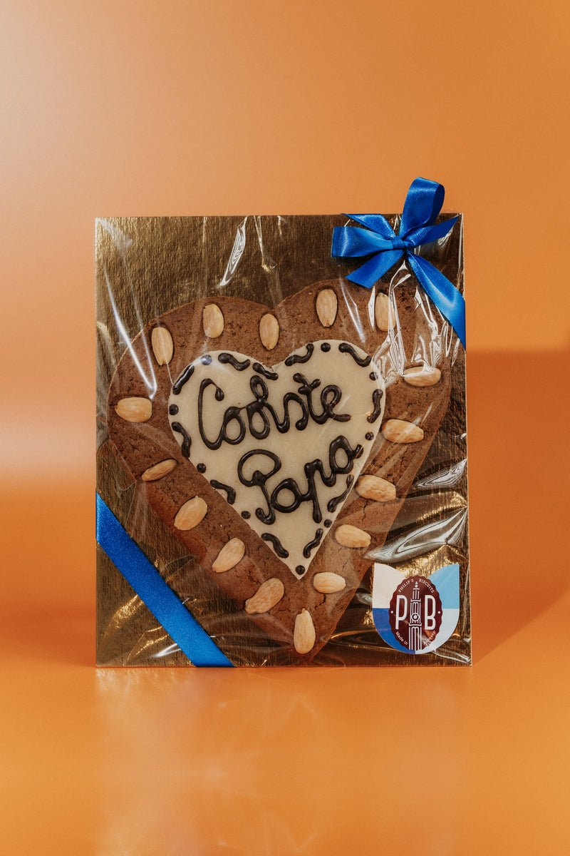 Speculaas heart with marzipan Father's Day
